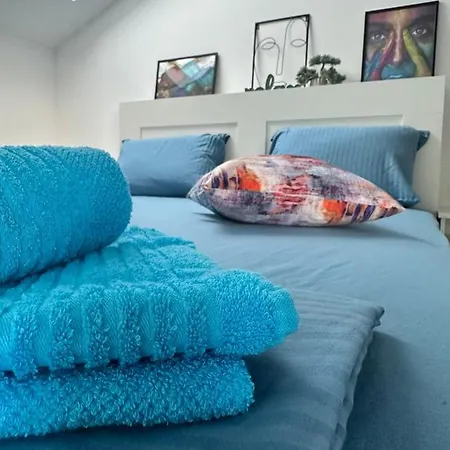 Blue Апартамент *